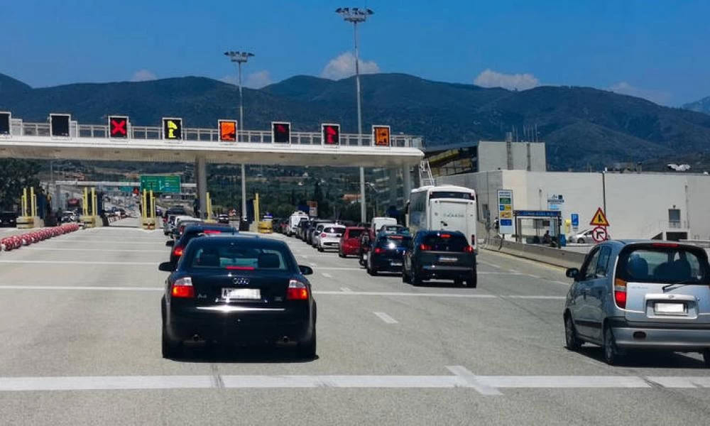 Περίπου ένας στους επτά πολίτες συγκριτικά με πέρσι έφυγε για επαρχία